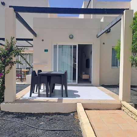 Homeforguest Apartamento 13 Con Terraza Y Piscina En Corralejo Ngoại thất bức ảnh