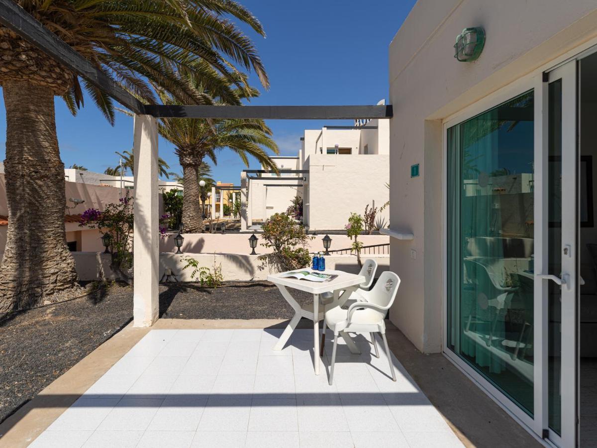 Homeforguest Apartamento 13 Con Terraza Y Piscina En Corralejo Ngoại thất bức ảnh
