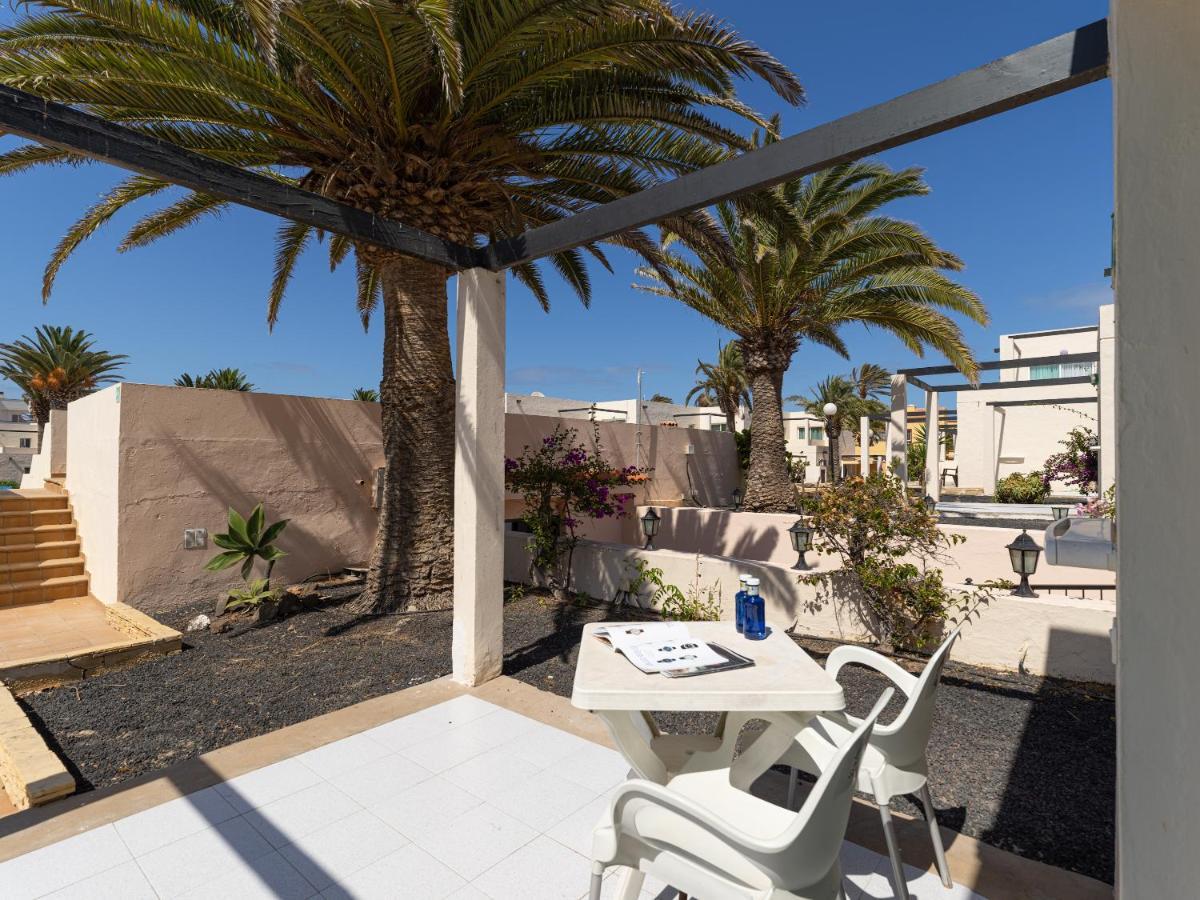 Homeforguest Apartamento 13 Con Terraza Y Piscina En Corralejo Ngoại thất bức ảnh
