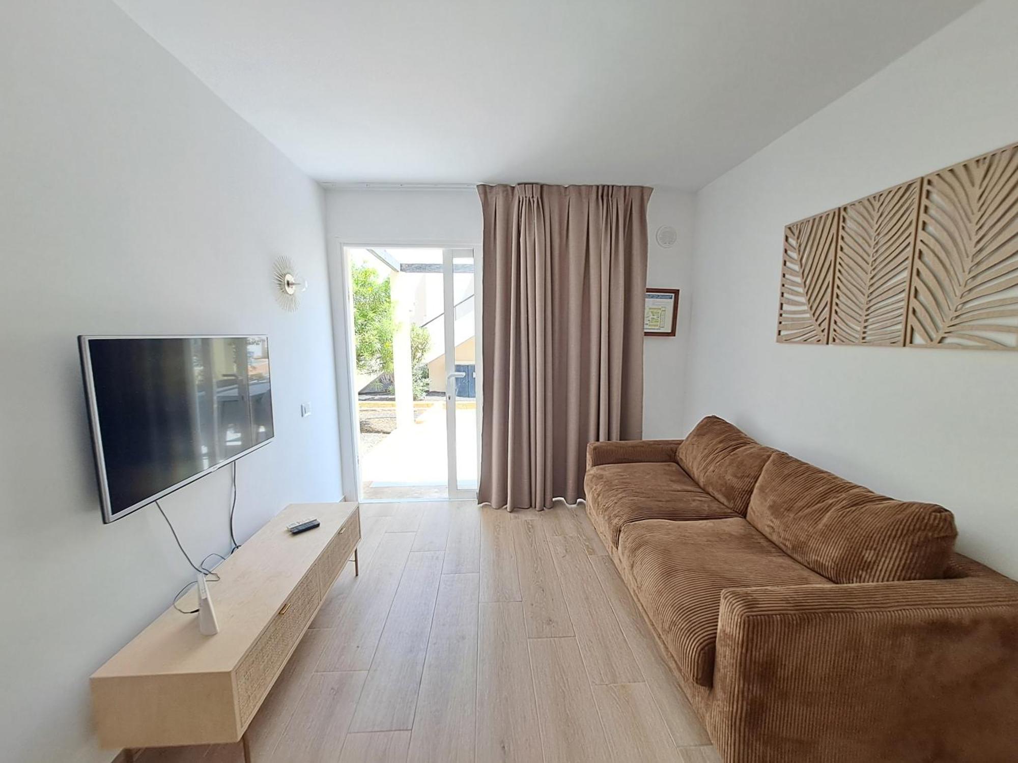 Homeforguest Apartamento 13 Con Terraza Y Piscina En Corralejo Ngoại thất bức ảnh